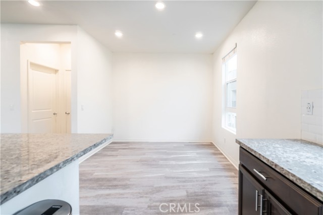 Detail Gallery Image 17 of 53 For 20618 Desert Ash, Winnetka,  CA 91306 - 4 Beds | 4 Baths