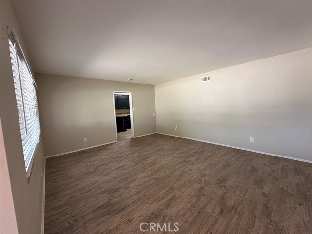 Detail Gallery Image 8 of 30 For 3700 El Camino Dr, San Bernardino,  CA 92404 - 5 Beds | 2 Baths