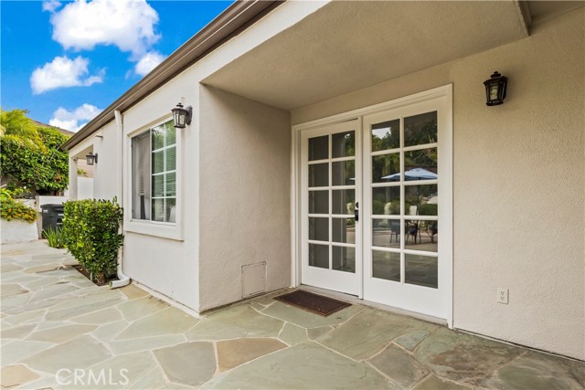32702 Seven Seas Drive, Dana Point CA: https://media.crmls.org/medias/f0a56a0e-0f96-45d3-9028-9cbe2f939588.jpg
