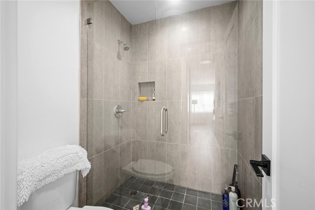 Detail Gallery Image 16 of 22 For 5460 White Oak #G324,  Encino,  CA 91316 - 1 Beds | 1 Baths