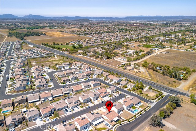 33084 Toledo Bend Court, Winchester CA: https://media.crmls.org/medias/f0a77a31-b845-47e0-bf4e-de5705b8e60d.jpg
