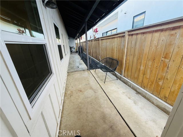 630 Indianapolis Avenue, Huntington Beach CA: https://media.crmls.org/medias/f0a7ce2d-c454-4621-9998-3a953bcb2fc2.jpg