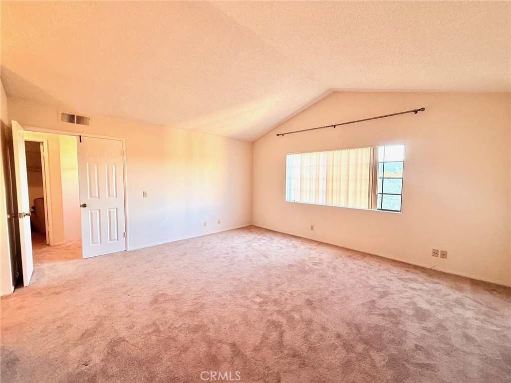 MLS #OC25274797 image #20