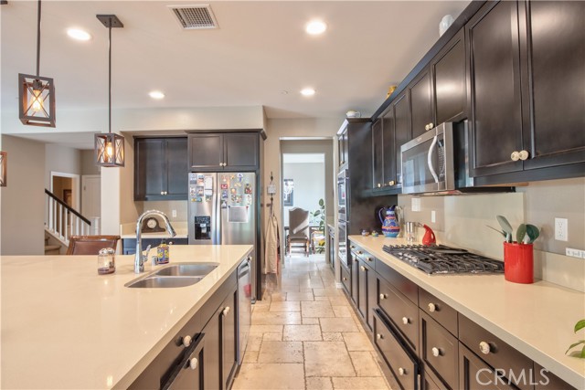 Detail Gallery Image 11 of 52 For 32640 Cougar Pass Ct, Winchester,  CA 92596 - 5 Beds | 3/1 Baths