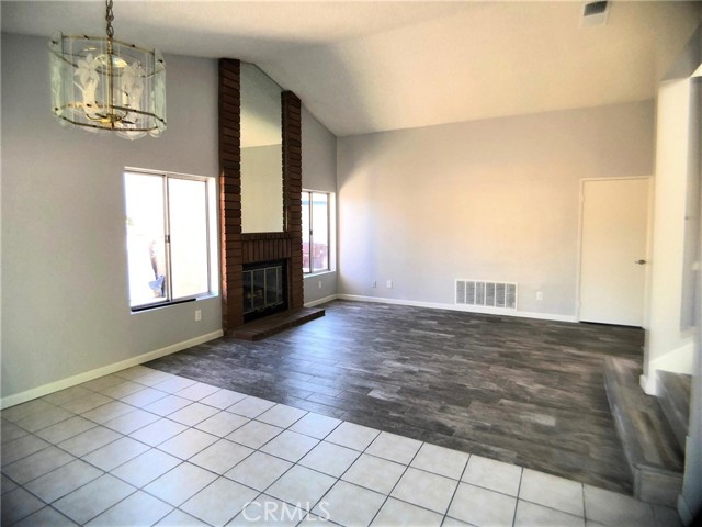 Image 10 of 24 For 25137 Desert Willow Drive