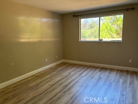 https://media.crmls.org/medias/f0aaaebb-d991-4224-94a9-652f7fe4d201.jpg?preset=X-Large