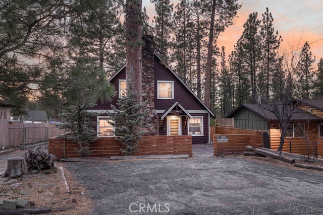 Detail Gallery Image 2 of 50 For 332 Vista, Big Bear Lake,  CA 92315 - 3 Beds | 2 Baths