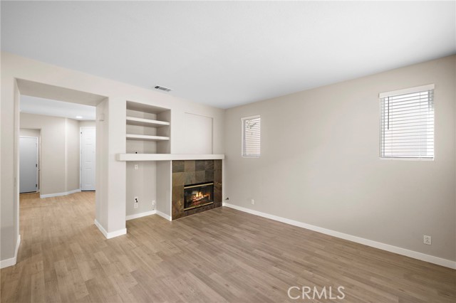 47 Rue Du Chateau, Aliso Viejo CA: https://media.crmls.org/medias/f0abc9e8-3715-4d9b-99bf-50c2055be455.jpg