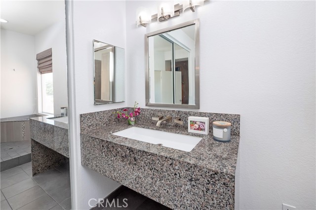 7861 Danner Court, Rancho Cucamonga CA: https://media.crmls.org/medias/f0abd357-3686-4a7f-b1c1-d8311f19b785.jpg