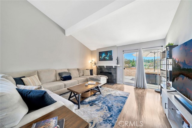 24812 Leto Circle, Mission Viejo CA: https://media.crmls.org/medias/f0ade36c-32d8-498a-811a-4018b23c119c.jpg