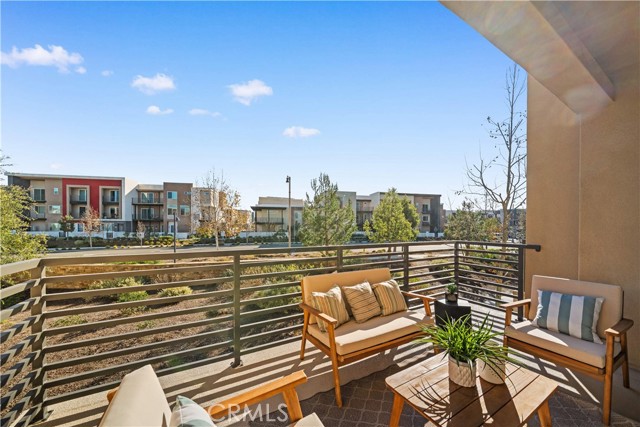 Detail Gallery Image 16 of 44 For 220 Keeper, Irvine,  CA 92618 - 3 Beds | 3/1 Baths