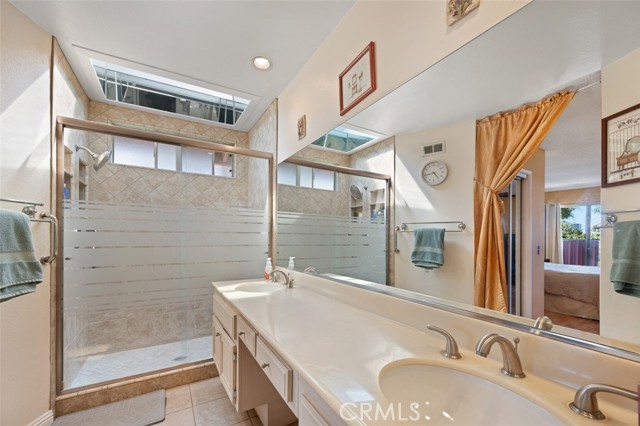 Detail Gallery Image 17 of 31 For 3485 Venetian Dr, Costa Mesa,  CA 92626 - 4 Beds | 2/1 Baths