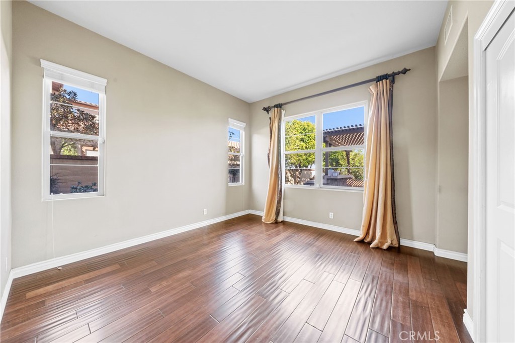 MLS #CV26044219 image #17