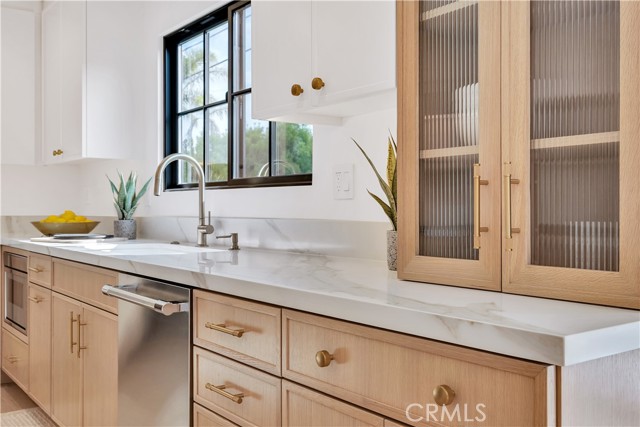 Detail Gallery Image 19 of 51 For 470 Camino De Encanto, Redondo Beach,  CA 90277 - 4 Beds | 3 Baths