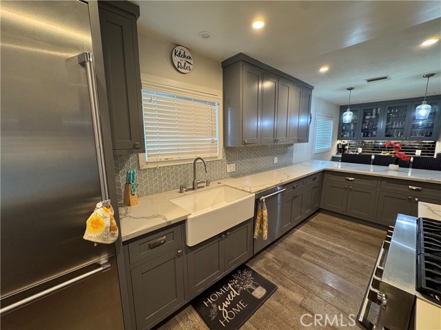 Detail Gallery Image 22 of 61 For 14825 Cranbrook Ave, Hawthorne,  CA 90250 - 4 Beds | 3 Baths