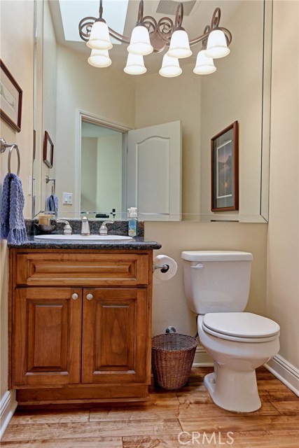 108 Helberta Avenue, Redondo Beach, California 90277, 4 Bedrooms Bedrooms, ,2 BathroomsBathrooms,Residential,Sold,Helberta,SB17041360