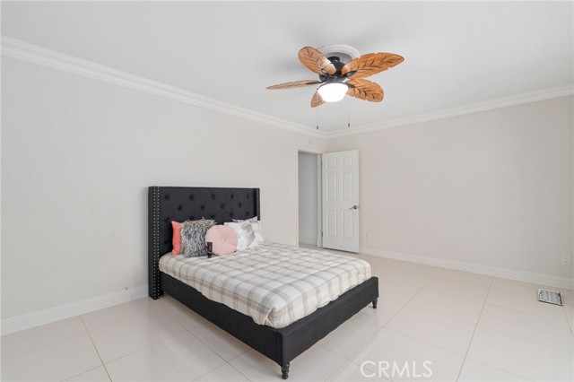 Detail Gallery Image 31 of 49 For 4303 N Golden, San Bernardino,  CA 92404 - 5 Beds | 3/1 Baths