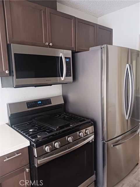 Detail Gallery Image 6 of 11 For 1350 W Lambert Rd #113,  La Habra,  CA 90631 - 1 Beds | 1 Baths