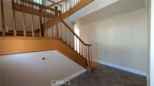 Detail Gallery Image 6 of 49 For 13055 Riverview Dr, Victorville,  CA 92395 - 3 Beds | 2/1 Baths