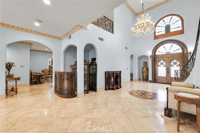 22349 Dolorosa Street, Woodland Hills CA: https://media.crmls.org/medias/f0b3947f-edf9-4126-abd6-7280dd0d41dc.jpg