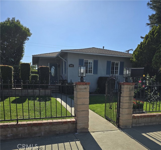Detail Gallery Image 1 of 6 For 10441 La Mirada Bld, Whittier,  CA 90604 - 4 Beds | 2 Baths