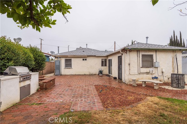 20934 Vose Street, Canoga Park CA: https://media.crmls.org/medias/f0b5381e-e579-4085-82f5-31eb309e54a0.jpg