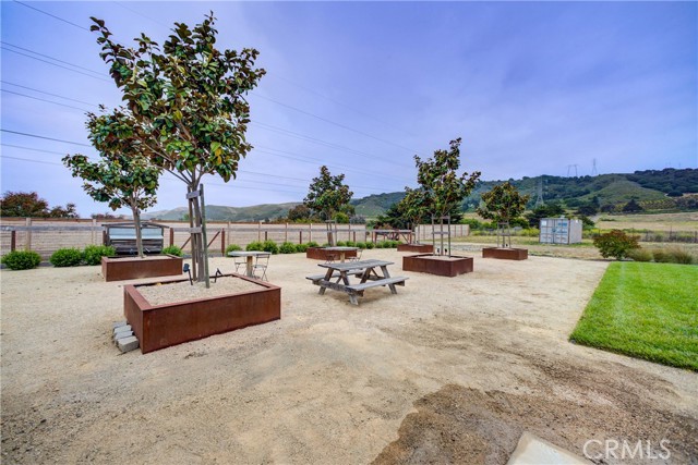 2289 Falcon Ridge Lane, Los Osos CA: https://media.crmls.org/medias/f0b55869-c230-4b71-a9c2-21825daccdd5.jpg