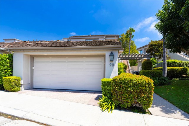 Detail Gallery Image 33 of 44 For 90 Ocean Vista, Newport Beach,  CA 92660 - 2 Beds | 2/1 Baths