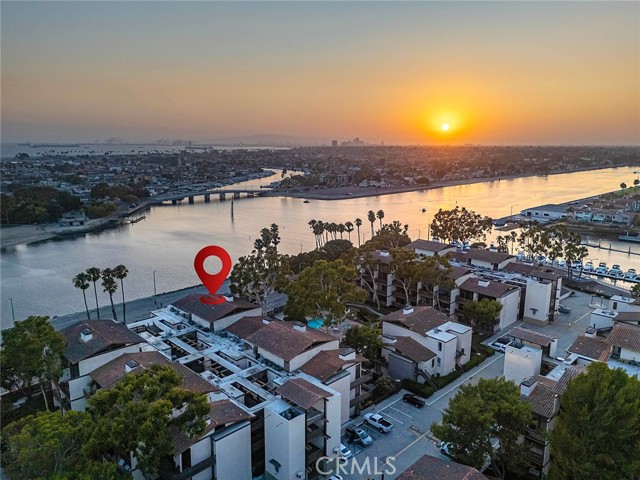 Detail Gallery Image 1 of 47 For 6315 Marina Pacifica Dr, Long Beach,  CA 90803 - 1 Beds | 1 Baths