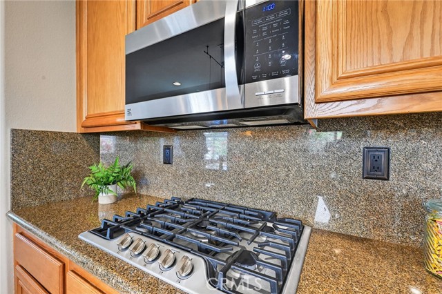 Detail Gallery Image 15 of 60 For 39256 Beringer, Murrieta,  CA 92563 - 2 Beds | 2 Baths