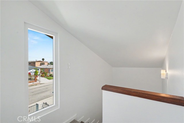 Detail Gallery Image 27 of 45 For 4055 Alla Rd, Los Angeles,  CA 90066 - 5 Beds | 3 Baths