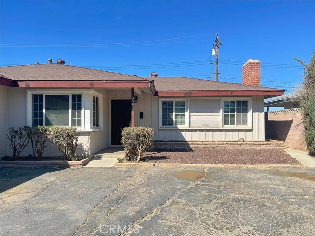 Detail Gallery Image 2 of 21 For 45035 18th St W, Lancaster,  CA 93534 - 3 Beds | 2 Baths