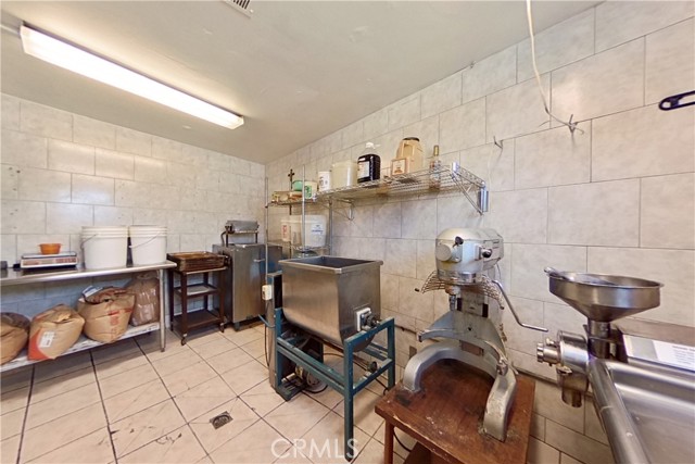  Commercial for Sale in Los Angeles, California