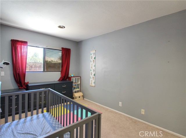 Detail Gallery Image 14 of 20 For 12981 Ojai Rd, Apple Valley,  CA 92308 - 3 Beds | 2 Baths