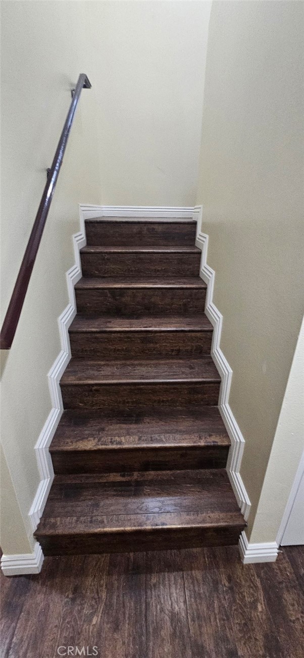 Detail Gallery Image 28 of 32 For 611 E 75th St, Los Angeles,  CA 90001 - 5 Beds | 3 Baths