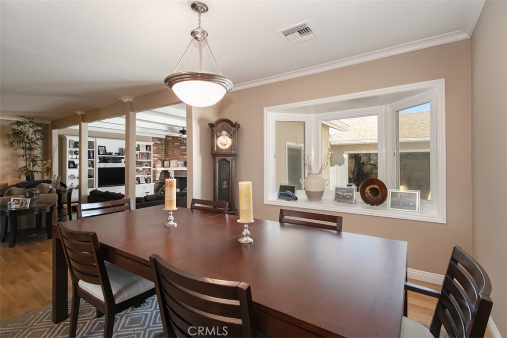 MLS #SR25262437 image #10