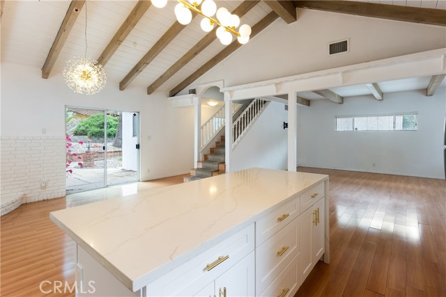 Detail Gallery Image 24 of 44 For 22632 Cass, Woodland Hills,  CA 91364 - 3 Beds | 2 Baths