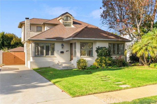 Detail Gallery Image 1 of 37 For 861 Kagawa St, Pacific Palisades,  CA 90272 - 4 Beds | 3/1 Baths