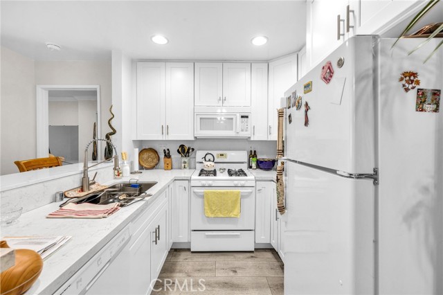 Detail Gallery Image 12 of 19 For 18756 Mandan St #1507,  Canyon Country,  CA 91351 - 1 Beds | 1 Baths