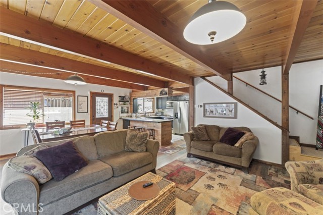 Detail Gallery Image 9 of 32 For 2112 Glacier, –,  CA 93225 - 3 Beds | 2 Baths