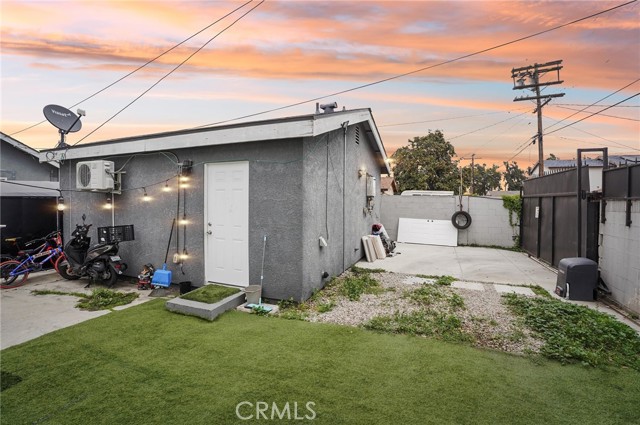 Detail Gallery Image 32 of 36 For 3322 W 66th St, Los Angeles,  CA 90043 - – Beds | – Baths