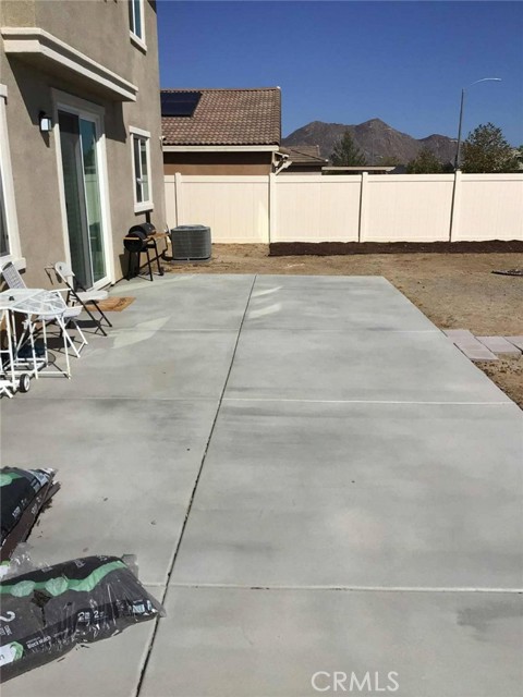 Detail Gallery Image 10 of 12 For 28269 28269 Digger, Menifee,  CA 92585 - 5 Beds | 2/1 Baths