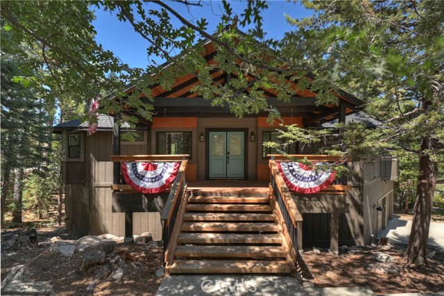 Detail Gallery Image 2 of 51 For 853 Golf Course, Lake Arrowhead,  CA 92352 - 3 Beds | 2/1 Baths