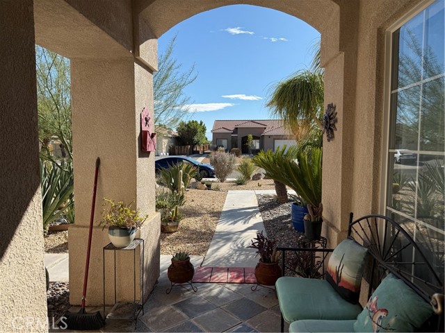 Detail Gallery Image 3 of 16 For 65608 Avenida Cadena, Desert Hot Springs,  CA 92240 - 3 Beds | 2 Baths