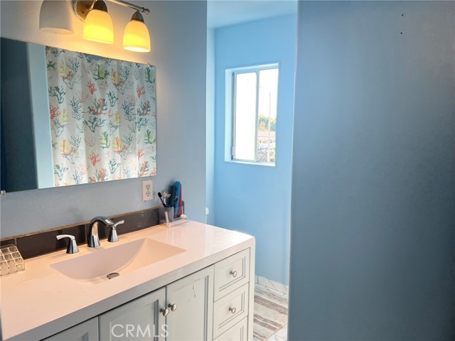 Detail Gallery Image 14 of 16 For 11 Eastridge Ln, Carson,  CA 90745 - 3 Beds | 2 Baths