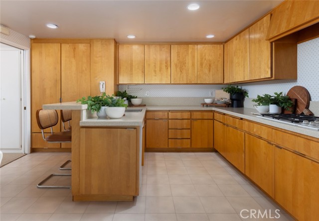 Detail Gallery Image 10 of 23 For 1161 Hyde Park Dr, North Tustin,  CA 92705 - 4 Beds | 3 Baths