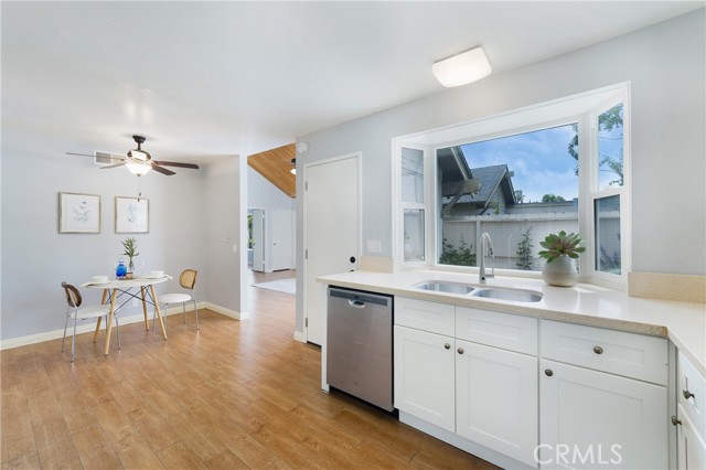 Detail Gallery Image 13 of 26 For 22986 Caminito Regalo #92,  Laguna Hills,  CA 92653 - 2 Beds | 2 Baths