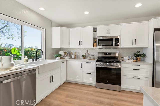 Detail Gallery Image 9 of 33 For 23986 Calle Alonso, Mission Viejo,  CA 92692 - 2 Beds | 2 Baths