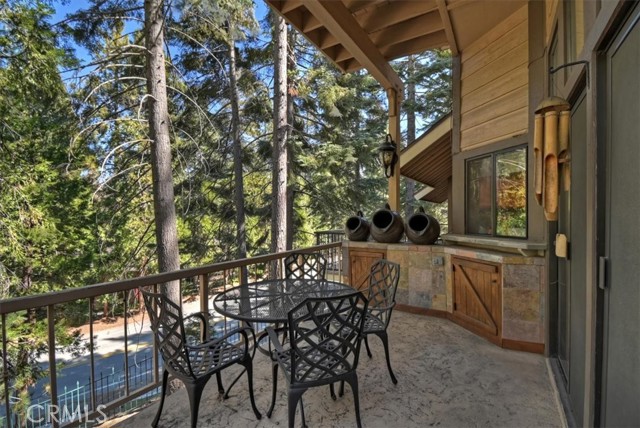 27456 White Fir, Lake Arrowhead, CA 92352