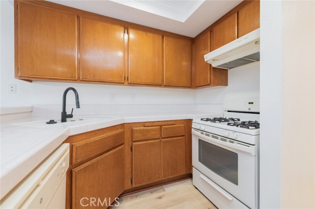 292 Lemon Grove, Irvine CA: https://media.crmls.org/medias/f0bef137-1651-4bab-bce1-ae61e771ea59.jpg